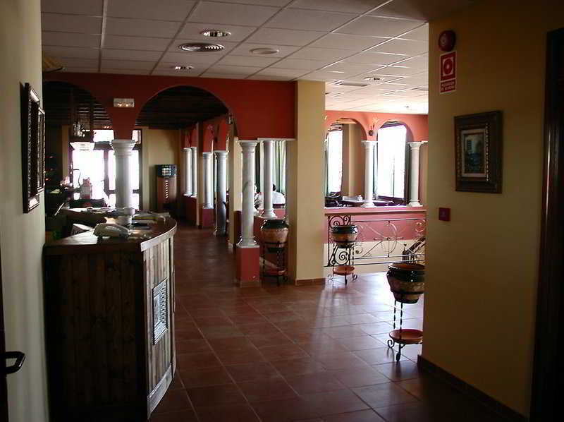 Hotel Restaurante Banos Baños de la Encina Exterior foto
